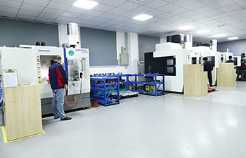 Officina di lavorazione CNC