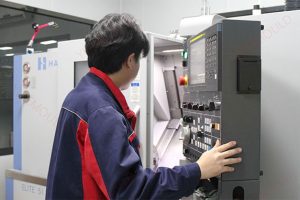 máquina cnc hardinge