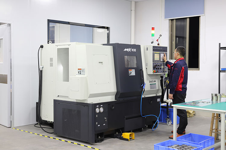 tornio cnc takisawa